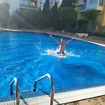 Grand Marina F2