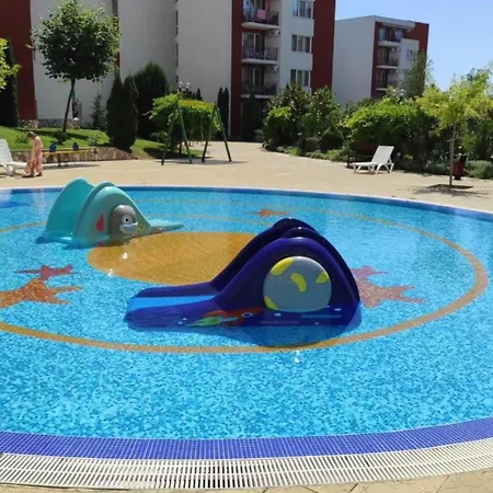 Διαμέρισμα Grand Marina F2